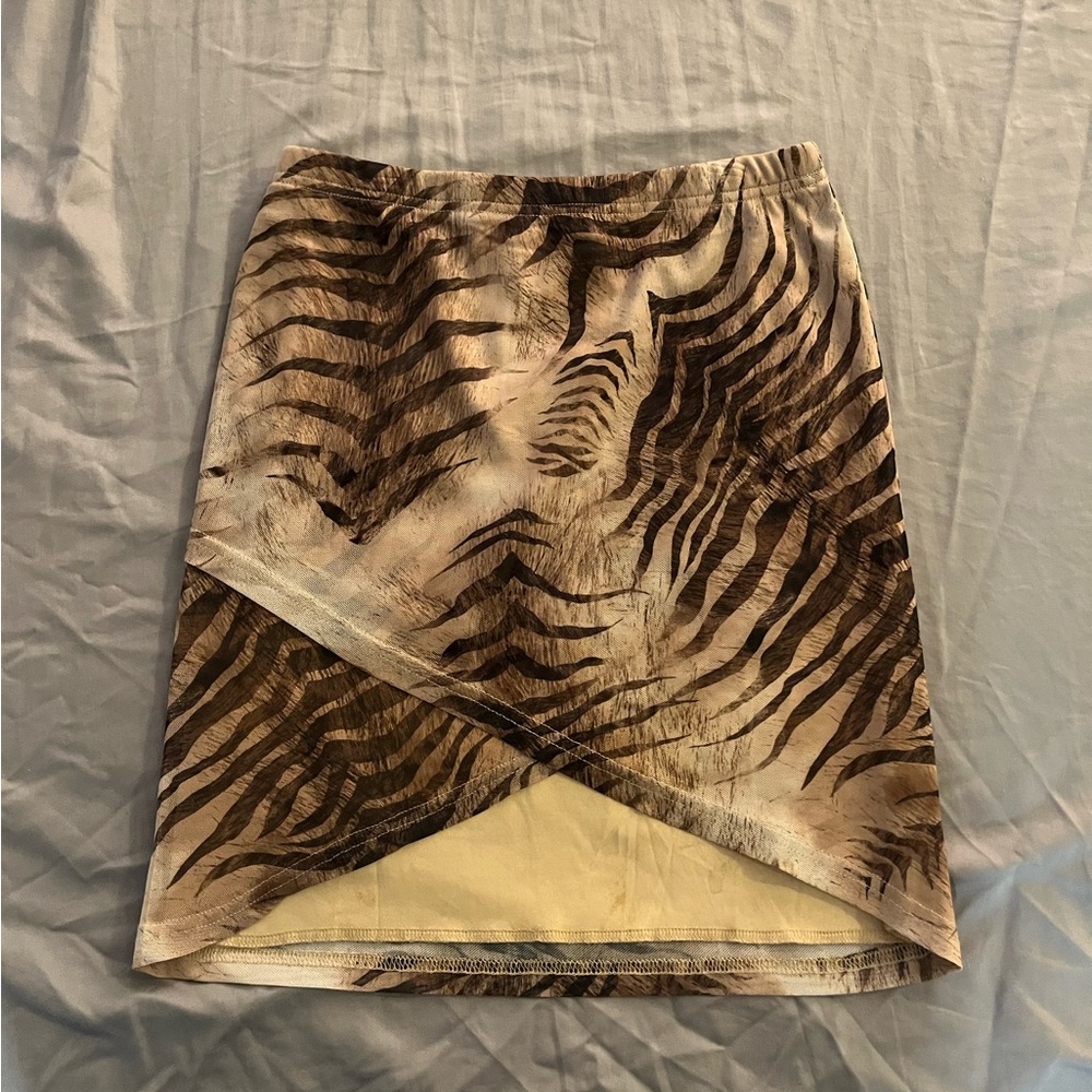 Motel animal print mini skirt